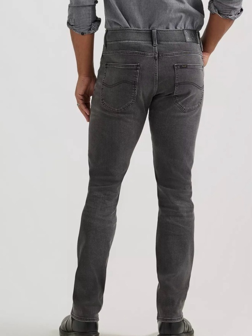 NWT Lee Extreme Motion MVP Jeans Slim Tapered Waistband Stretch 40x32 42x30 New